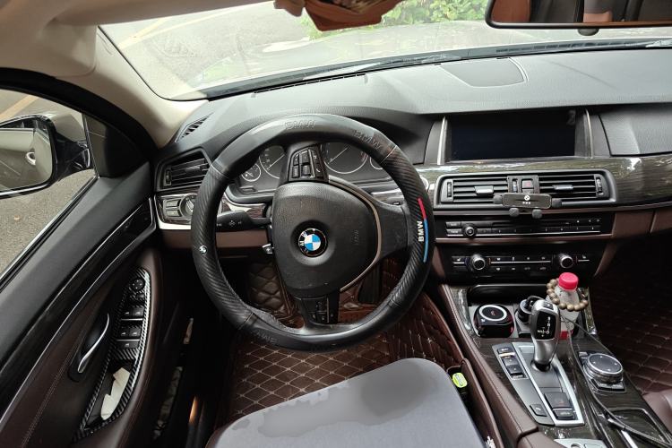 Used BMW 5 Series 2014 525Li Luxury Design Package
