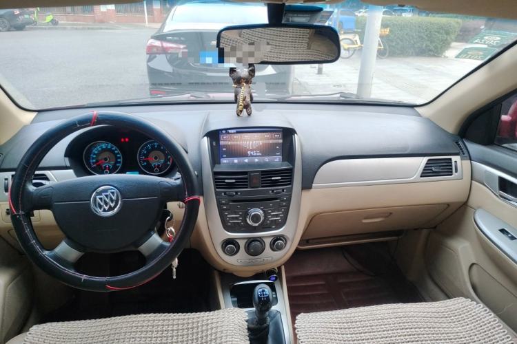 Used Buick Excelle 2013 1.5L Manual Classic Model
