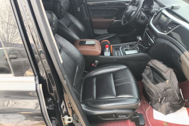 Used GAC Trumpchi GS7 2017 320T Two-Wheel-Drive Luxury Smart Connectivity Model
