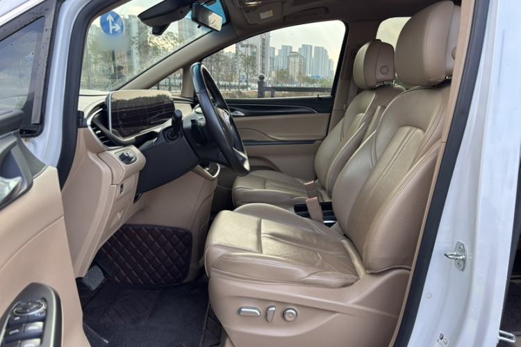 Used Buick GL8 2020 ES Land Cruiser 653T Luxury Edition