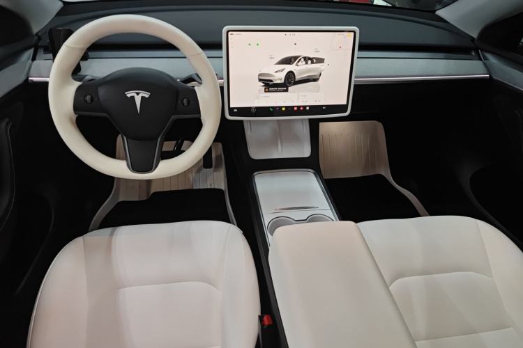 Used Tesla Model Y 2023 Rear-Wheel-Drive Version