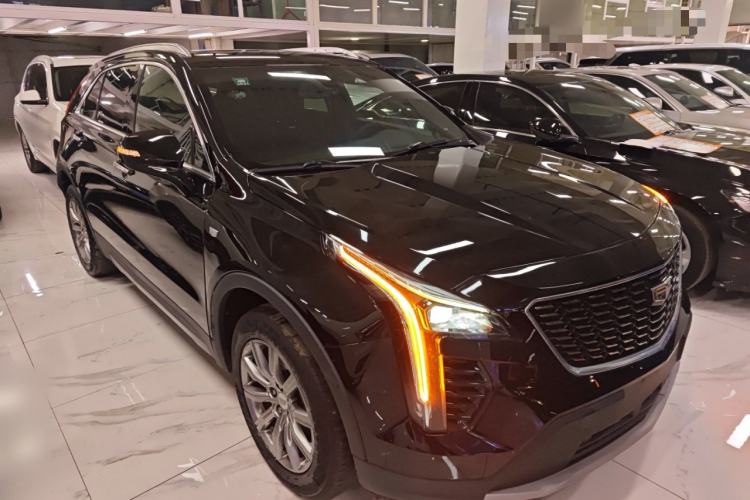 Used Cadillac XT4 2018 28T Two-Wheel Drive Leading Version
