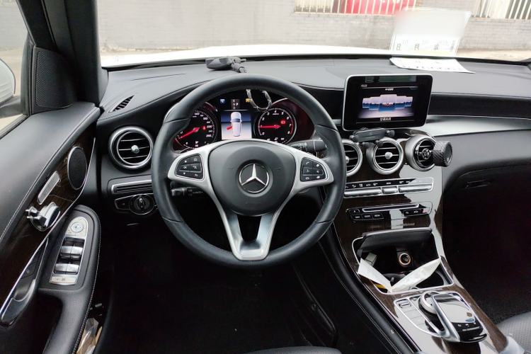 Used Mercedes-Benz GLC 2018 Facelifted GLC 260 4MATIC Dynamic Edition
