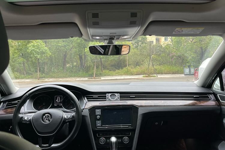 Used Volkswagen Magotan 2019 330TSI DSG Luxury Model China V Standard
