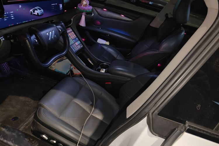 Used  L6 2024 Max Long-Range Version