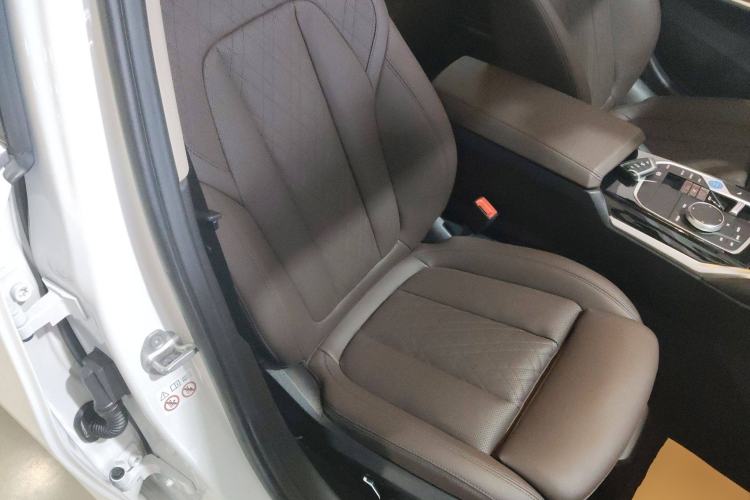 Used BMW i3 2024 eDrive 35 L
