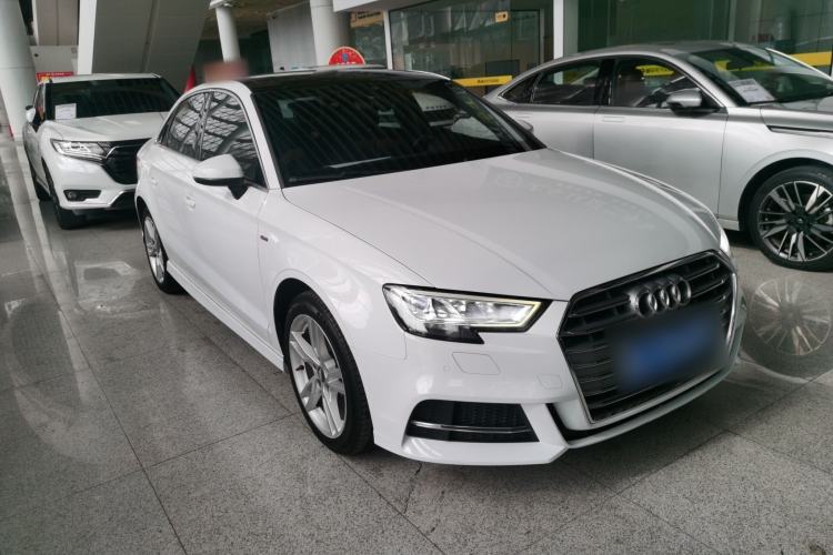 Used Audi A3 2020 Limousine 35 TFSI Fashion Edition China VI Emission Standard
