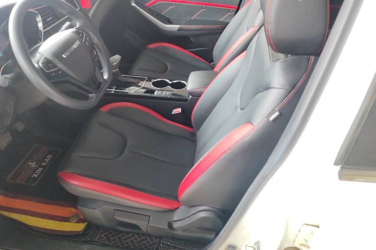 Used Venucia D60 2019 100 000 Honor 1.6L XL CVT Chenku Edition China VI Standard
