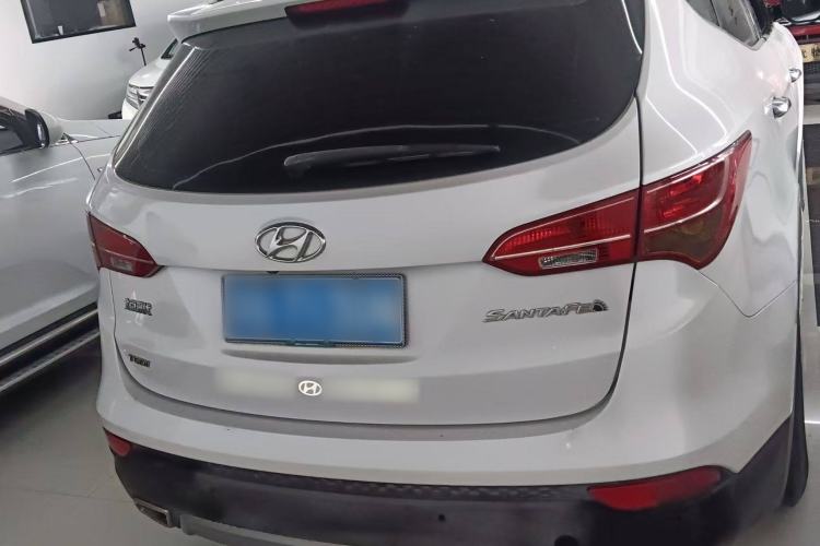 Used Hyundai Santa Fe 2015 2.0T Automatic Two-Wheel Drive Smart Version 5 Seats
