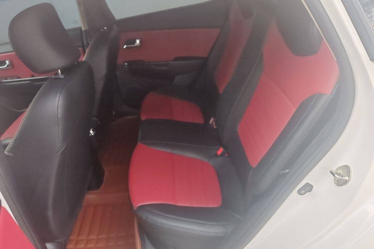 Used Kia K2 2015 Hatchback 1.4L AT GLS Cool Edition
