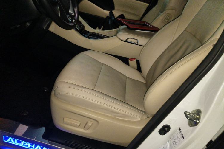 Used Toyota Alphard 2021 Dual-Engine 2.5L Luxury Edition