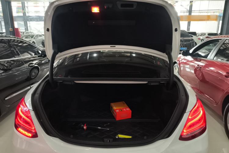 Used Mercedes-Benz C-Class 2015 C 180 L