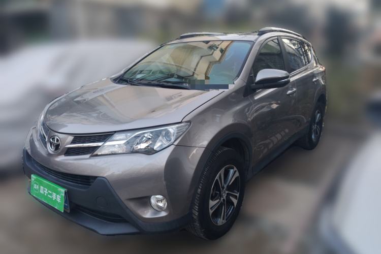 Used Toyota RAV4 2015 2.0L CVT Two-Wheel Drive Fashion Edition