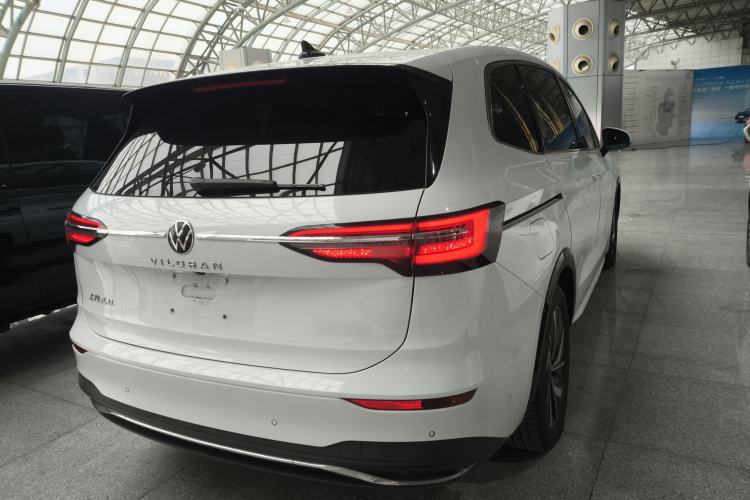 Used Volkswagen Viloran 2024 330TSI Luxury Edition
