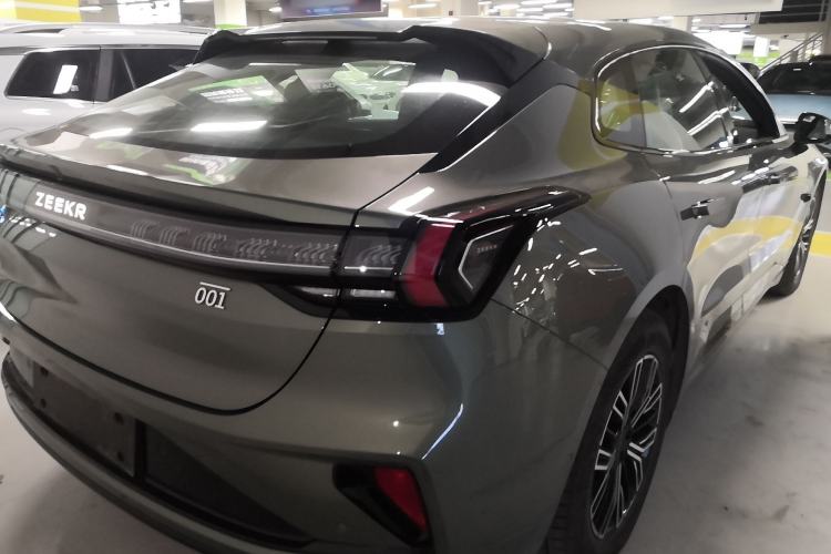 Used Zeekr 001 2025 WE Edition 95 kWh All-Wheel Drive
