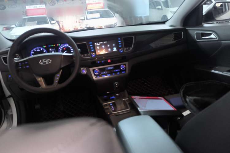 Used Hyundai Mistra 2016 1.8L Automatic Smart GLS
