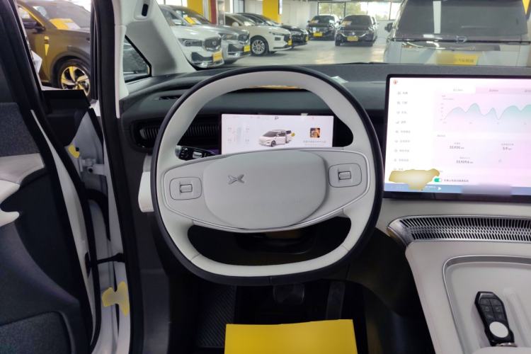 Used XPeng X9 2024 640 All-Wheel Drive High-Performance Max
