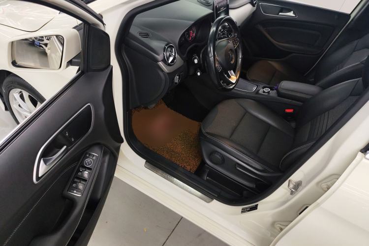 Used Mercedes-Benz B-Class 2015 B 200 Sport Edition
