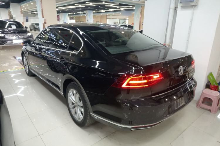 Used Volkswagen Magotan 2018 330TSI DSG Luxury Model