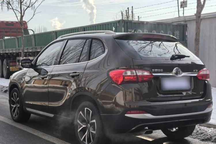 Used Brilliance V5 2016 1.5T Automatic Two-Wheel Drive Smart Version