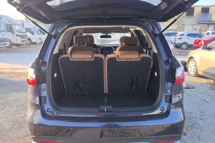 Used BYD Song MAX 2018 1.5T Automatic Smart Connect Elite Model with 6 Seats
