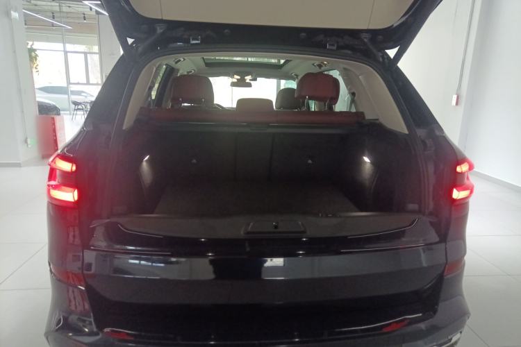 Used BMW X5 2022 Restyled xDrive 30Li Luxury Version M Sport Package