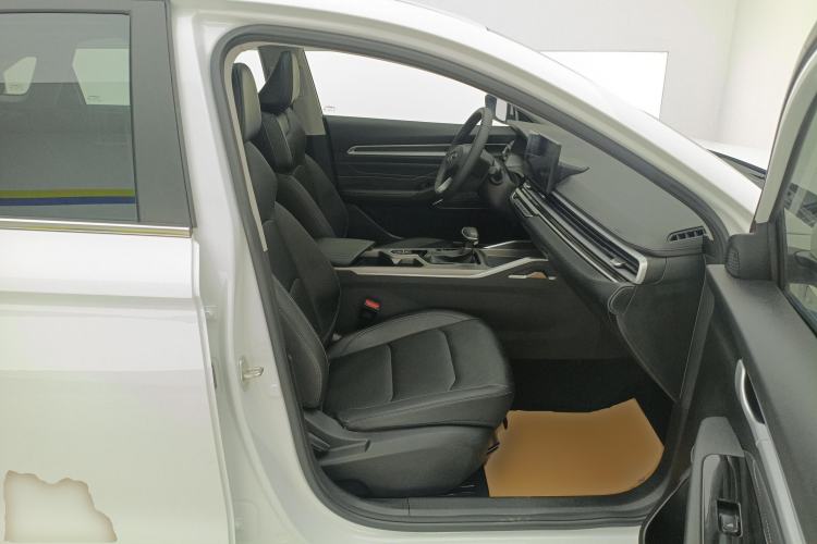 Used Geely Auto Emgrand 2023 4th Generation Champion Edition 1.5L CVT Prestige Model
