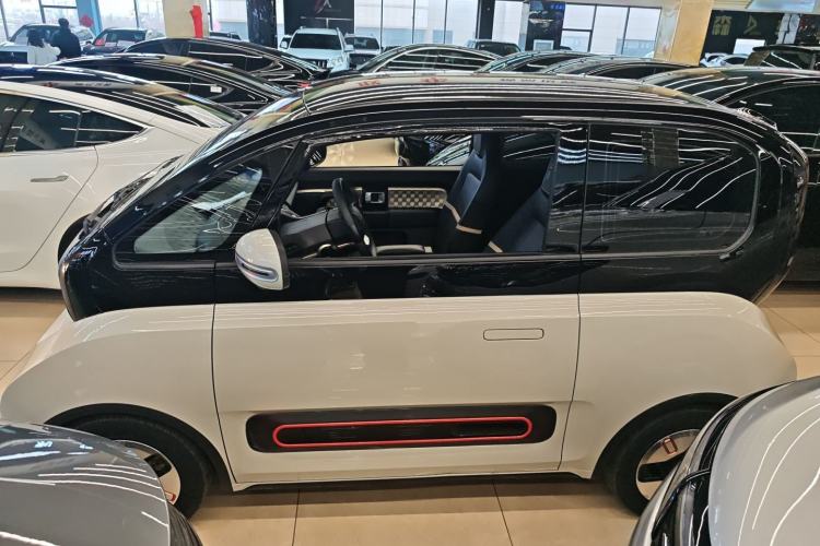 Used Baojun KiWi EV 2021 Designer Lithium Iron Phosphate
