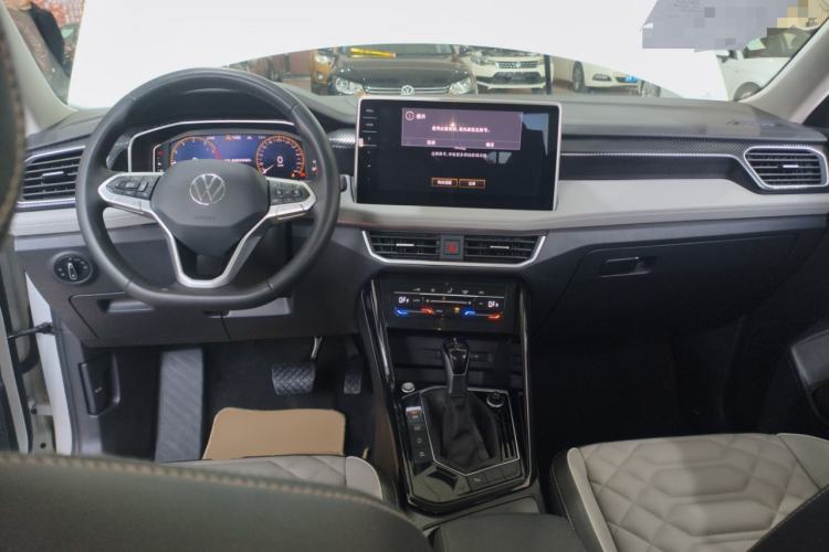 Used Volkswagen Tayron 2023 300TSI Two-Wheel-Drive Luxury Plus Advanced Edition
