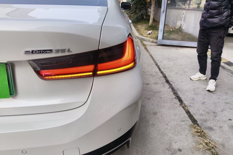 Used BMW i3 2022 eDrive 35 L
