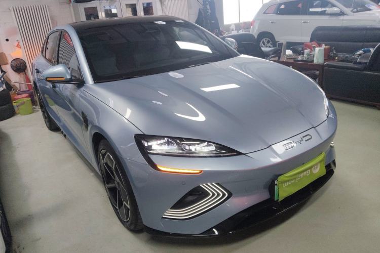 Used BYD Seal 2022 700 km Long-Range Rear-Wheel-Drive Version
