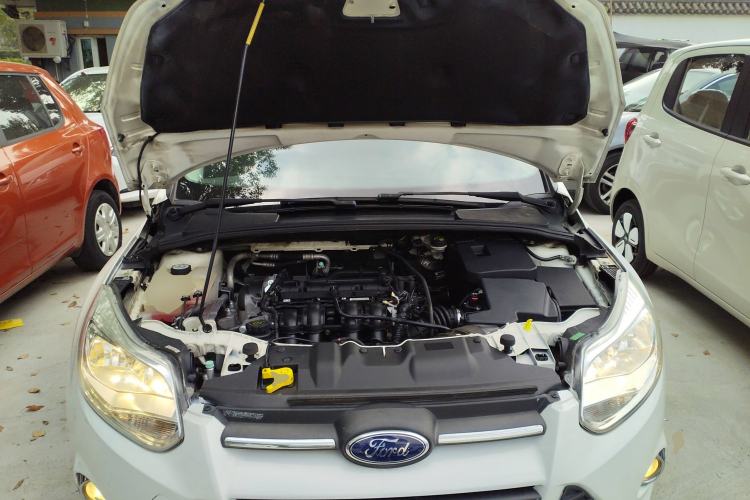 Used Ford Focus 2012 Hatchback 1.6L Automatic Fashion Edition
