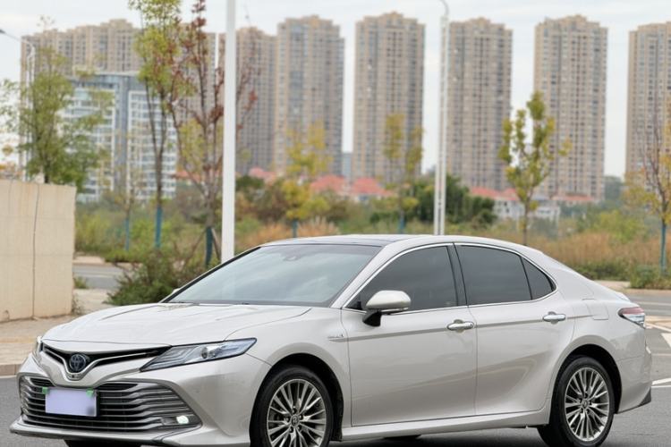 Used Toyota Camry 2018 Dual-Engine 2.5 HG Luxury Edition
