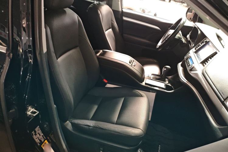 Used Toyota Highlander 2015 2.0T Four-Wheel Drive Luxury Edition 7-Seater
