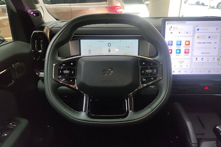 Used Jetour Traveler 2023 2.0T All-Wheel-Drive CrossPRO
