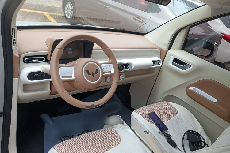 Used Wuling Hongguang MINIEV 2024 3rd Generation 215km Youth Edition
