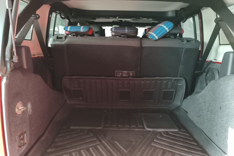 Used Beijing Auto BJ40 2019 2.3T Automatic Four-Wheel Drive Urban Hunter Edition Premium Model China VI Emission Standard
