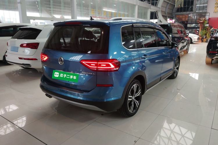 Used Volkswagen Touran 2018 Volkswagen Touran L 280TSI DSG Boundary Edition 7 Seats China V Emission Standard
