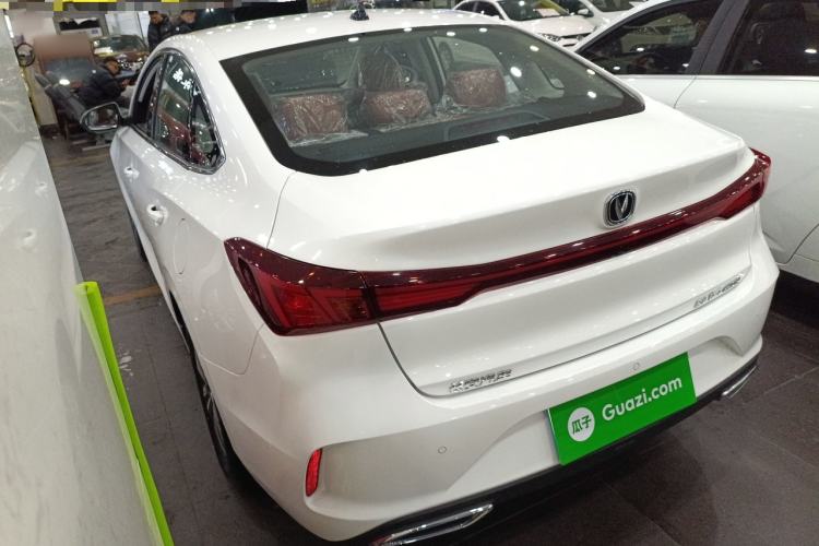 Used Changan Eado 2025 PLUS 1.4T Dual-Clutch High-Energy Version
