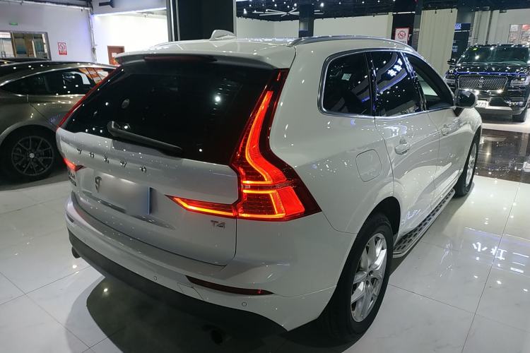 Used Volvo XC60 2018 T4 Zhiyi Edition