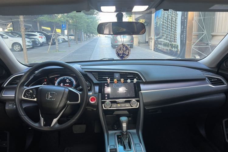 Used Honda Civic 2016 220TURBO CVT Luxury Edition
