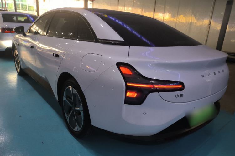 Used XPeng MONA M03 2024 620 with Ultra-Long Range