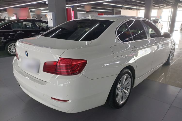 Used BMW 5 Series 2014 520i Elegant Edition
