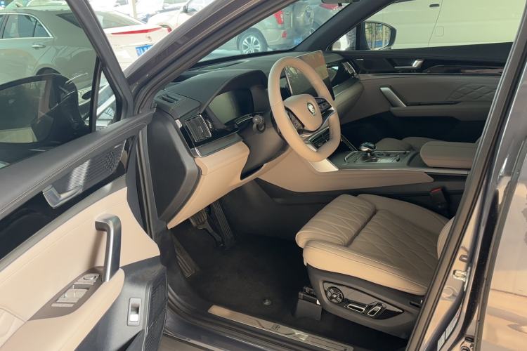 Used BYD Tang New Energy 2025 Intelligent Driving Version DM-i 115KM Flagship Edition
