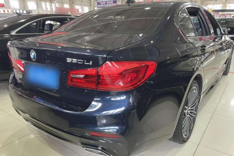 Used BMW 5 Series 2018 Facelifted 530Li xDrive M Sport Package
