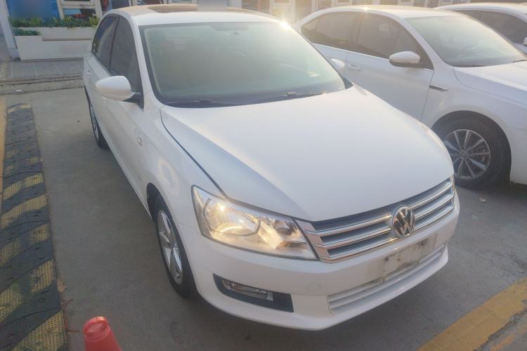 Used Volkswagen Santana 2015 1.6L Manual Comfort Edition
