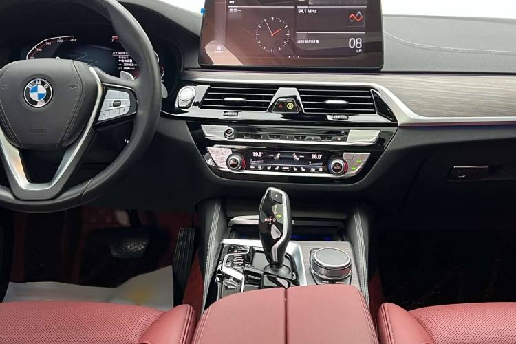 Used BMW 5 Series 2021 530Li Luxury Edition Premium Package
