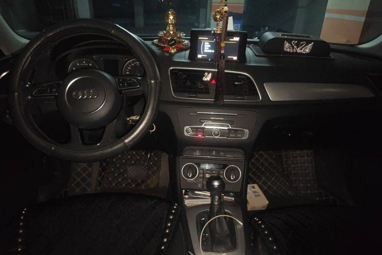 Used Audi Q3 2017 30 TFSI Fashion Model
