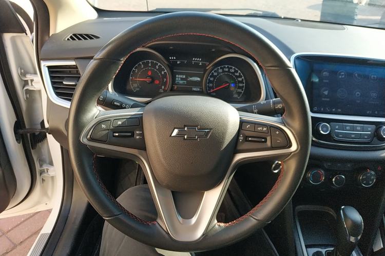 Used Chevrolet Monza 2020 Light Hybrid Redline 320T Dual-Clutch Joyful Edition
