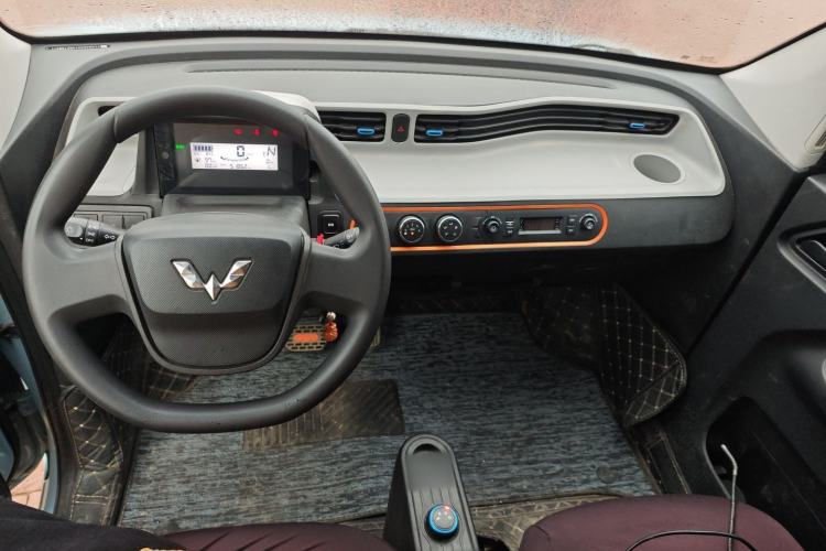 Used Wuling Hongguang MINIEV 2022 Easy Version Lithium Iron Phosphate
